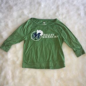 Dallas Mavericks tee